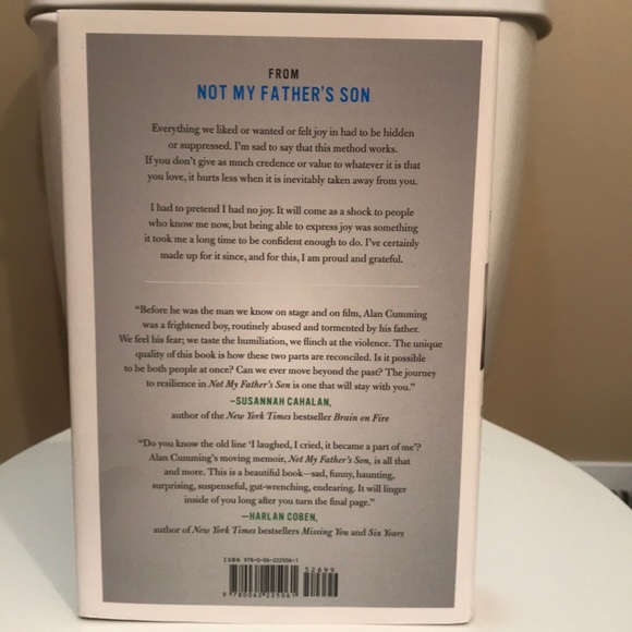 ⚡️FP⚡️Alan Cumming “Not My Father’s Son” book - Picture 3 of 9